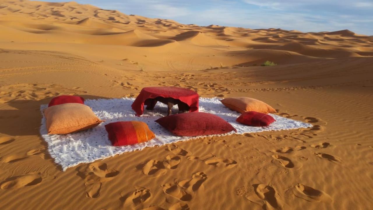 Отель Erg Chebbi Starlight Camp Мерзуга Номер фото