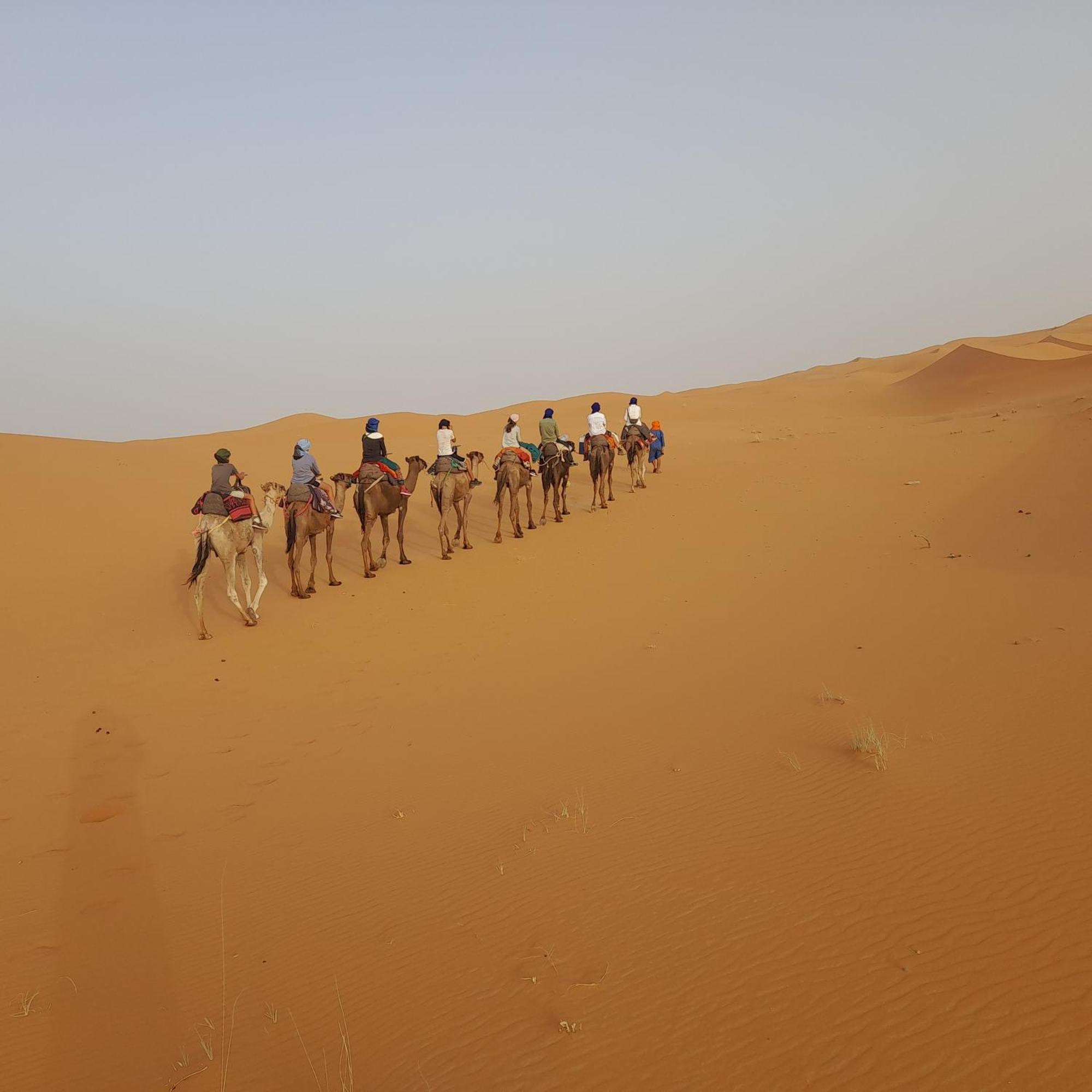 Отель Erg Chebbi Starlight Camp Мерзуга Номер фото